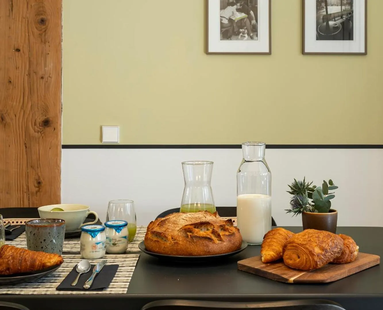 Sloth Loft Montmartre 2025 Refresh Apartment Paris