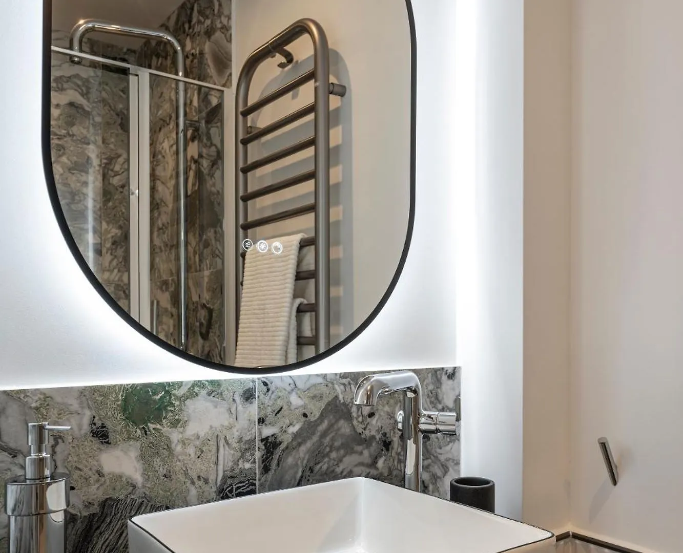 Sloth Loft Montmartre 2025 Refresh Apartment Paris